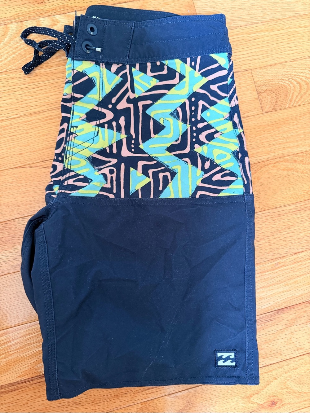 BOYS BOARDSHORTS BUNDLE 8 Total - Variety of brands Swim Shorts - see pictures - Picture 8 of 16